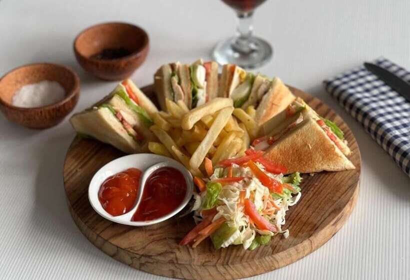 فندق Attara Heritage Senggigi