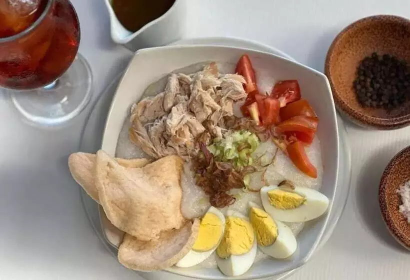 ホテル Attara Heritage Senggigi