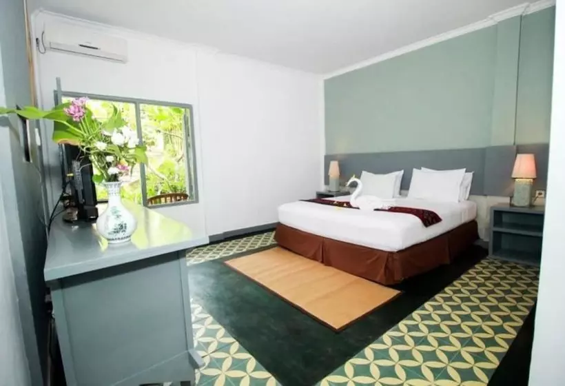 ホテル Attara Heritage Senggigi