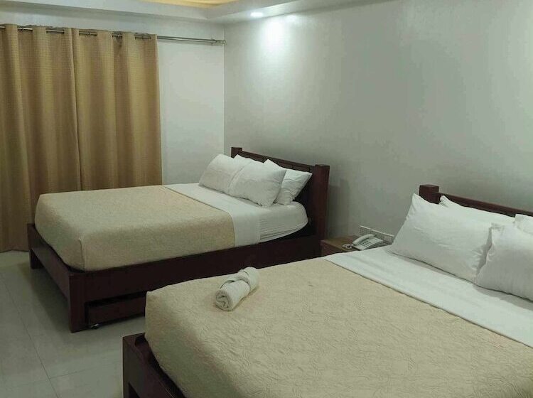 Hotel Empress Island