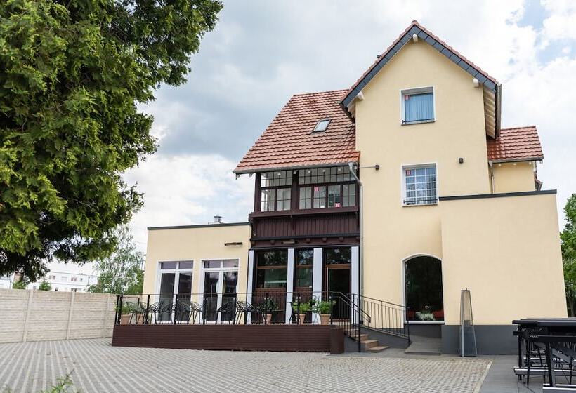 Boutique Hotel & Location Cham