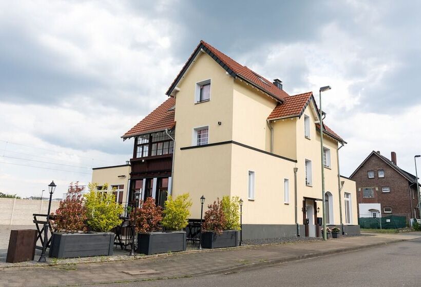 Boutique Hotel & Location Cham