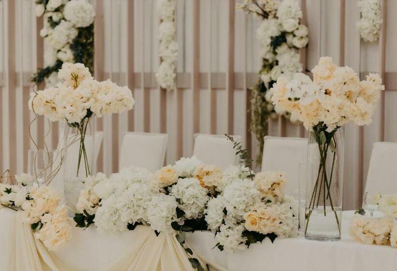 هتل Svadbeni Salon I Prenoćište Milanović