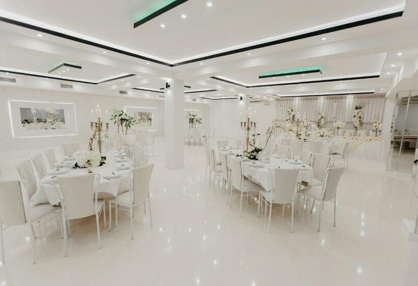 هتل Svadbeni Salon I Prenoćište Milanović