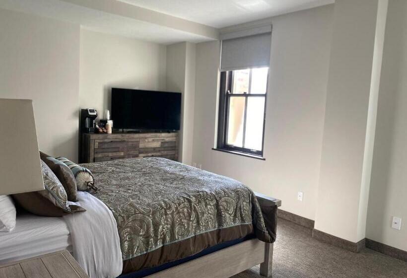 בית מלון כפרי The Alonzo Ward