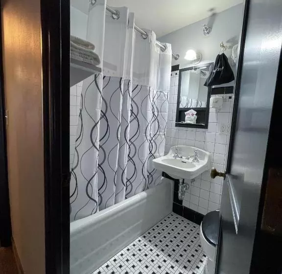 ホテル The Alonzo Ward