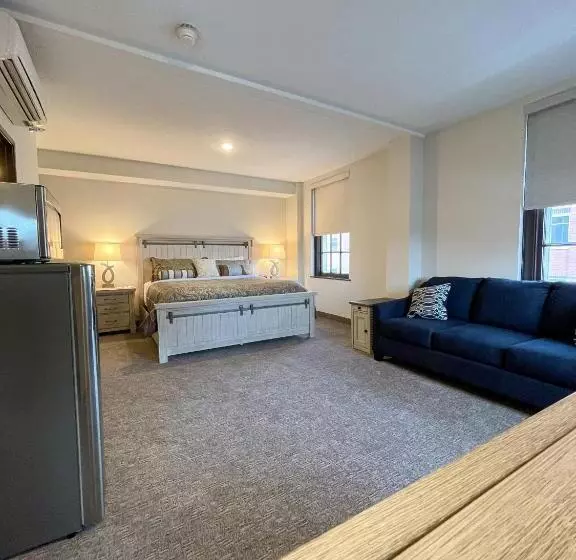 ホテル The Alonzo Ward