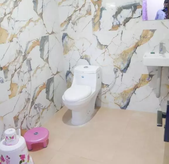 Hotelli Vaidehi Inn A Unit Of Vaidehi Guest House