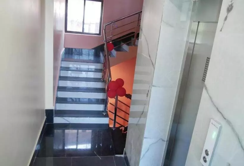 Hotelli Vaidehi Inn A Unit Of Vaidehi Guest House