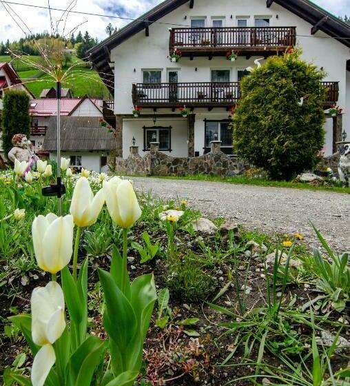 بنسيون Casa Cornelius