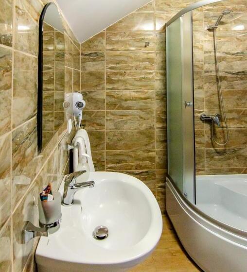 بنسيون Casa Cornelius