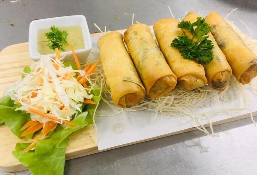 فندق Darling Harbour Residence South Pattaya