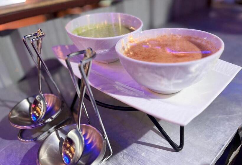 فندق Darling Harbour Residence South Pattaya