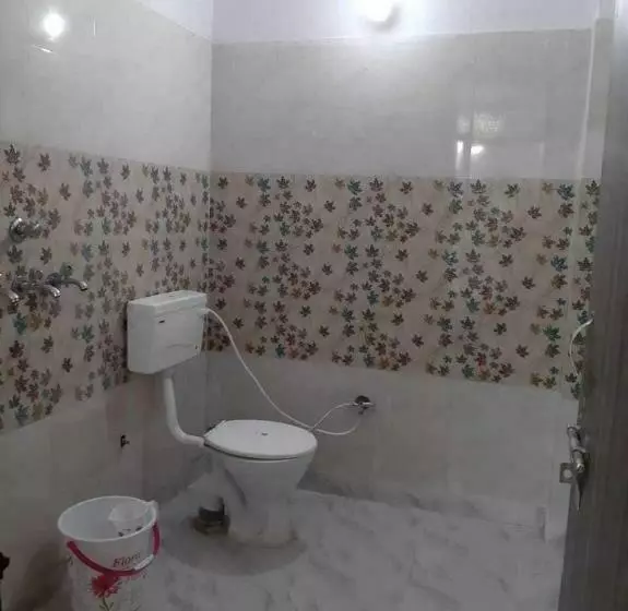 هتل Oyo 81187  Maharaja