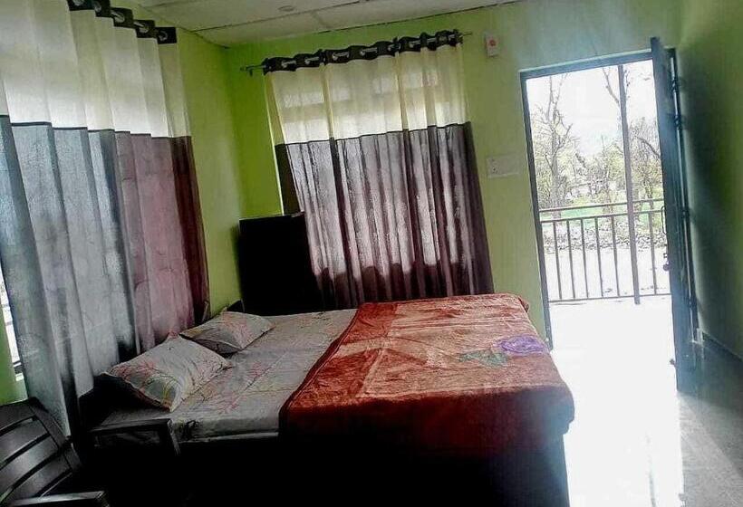 酒店 Oyo 81211 Ss Guest House