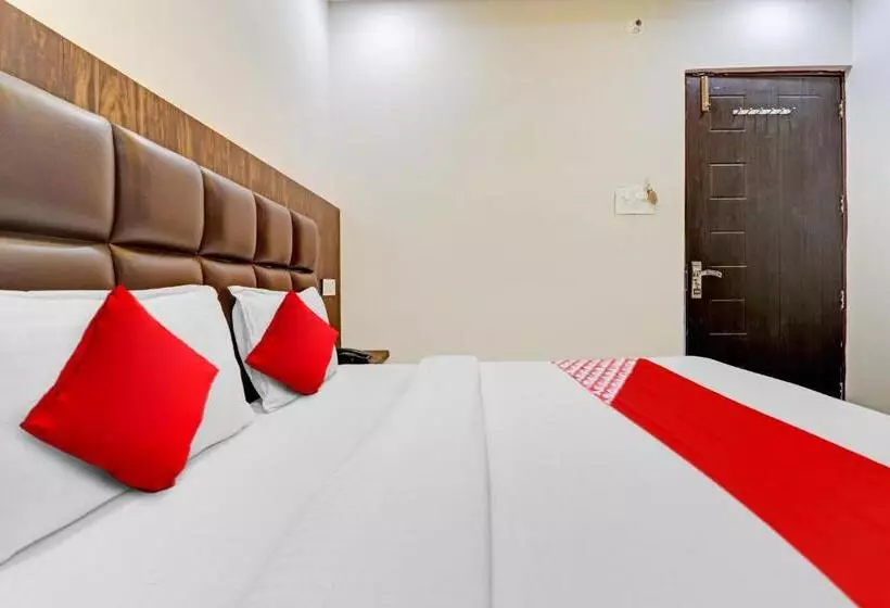 Hotelli Oyo Flagship 81282  Jai Ho