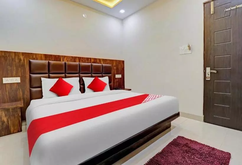 Hotelli Oyo Flagship 81282  Jai Ho