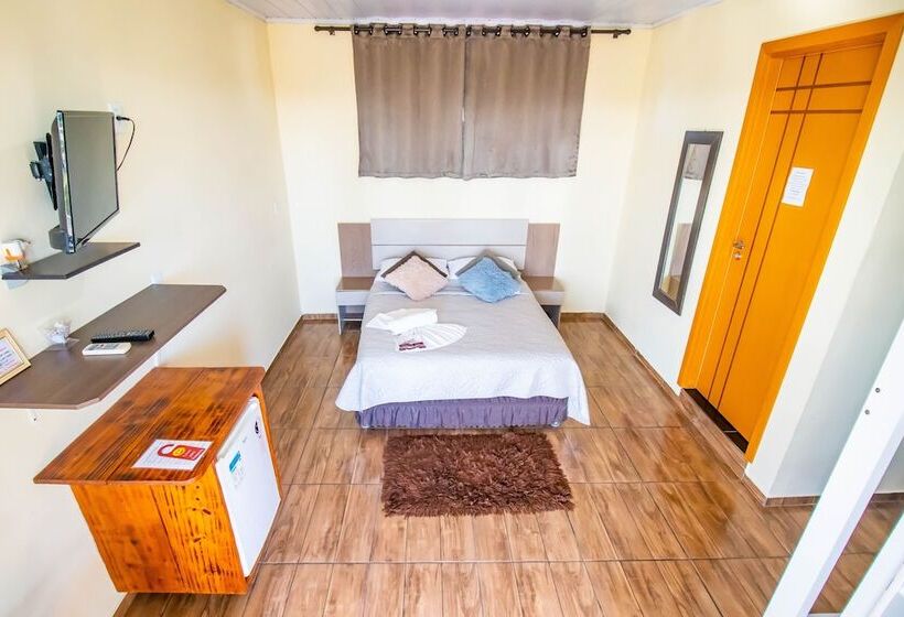 Otel Pousada Penha 2 Beto Carrero