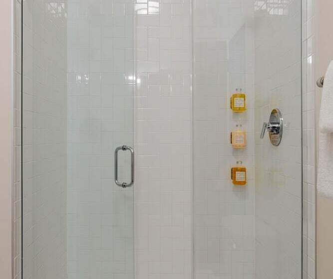 בית מלון כפרי Found Chicago Powered By Sonder