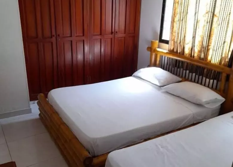 پانسیون Airport Cartagena