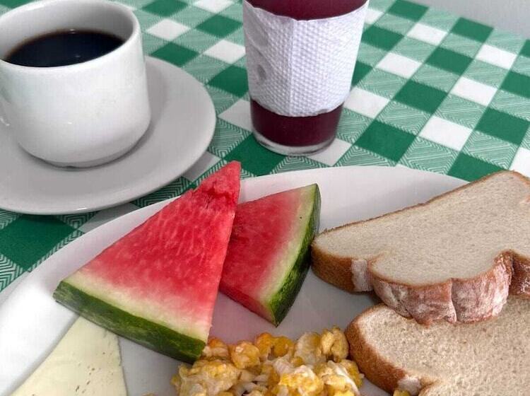 پانسیون Airport Cartagena