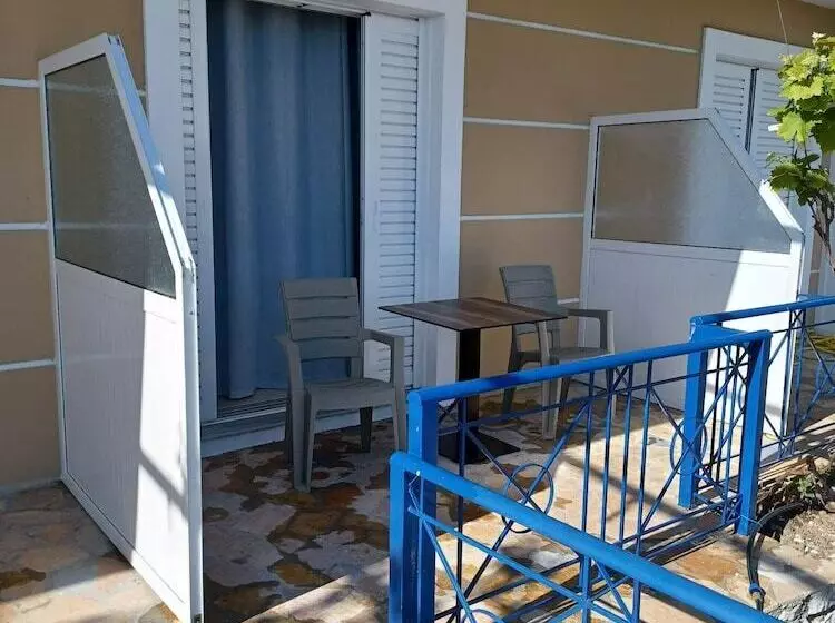 ペンション Ionian View Guest House