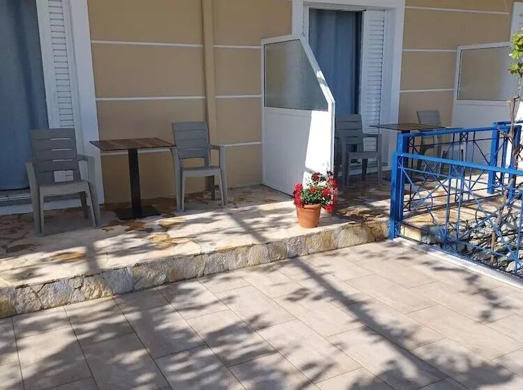 ペンション Ionian View Guest House