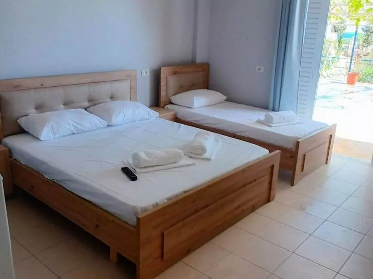 ペンション Ionian View Guest House