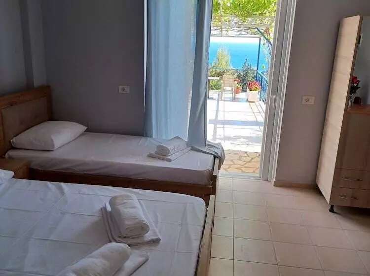 ペンション Ionian View Guest House