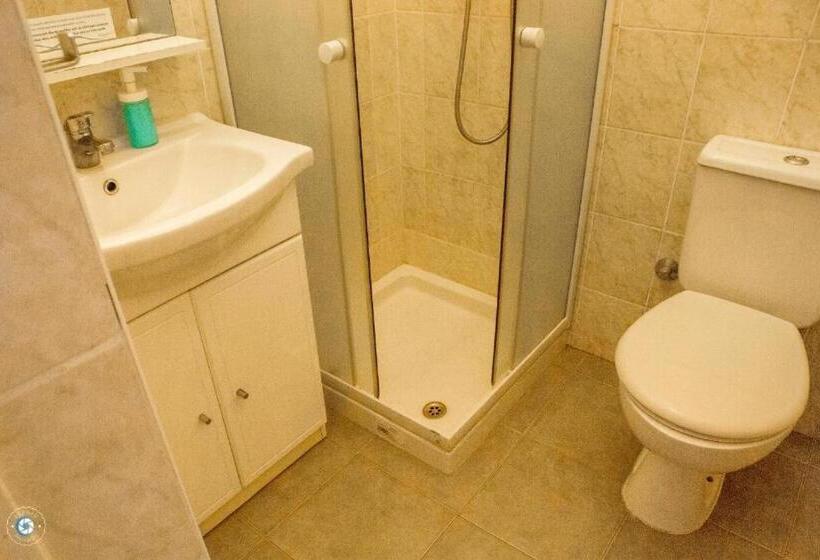 تختخواب و صبحانه Kolina D´sol