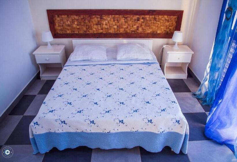 تختخواب و صبحانه Kolina D´sol