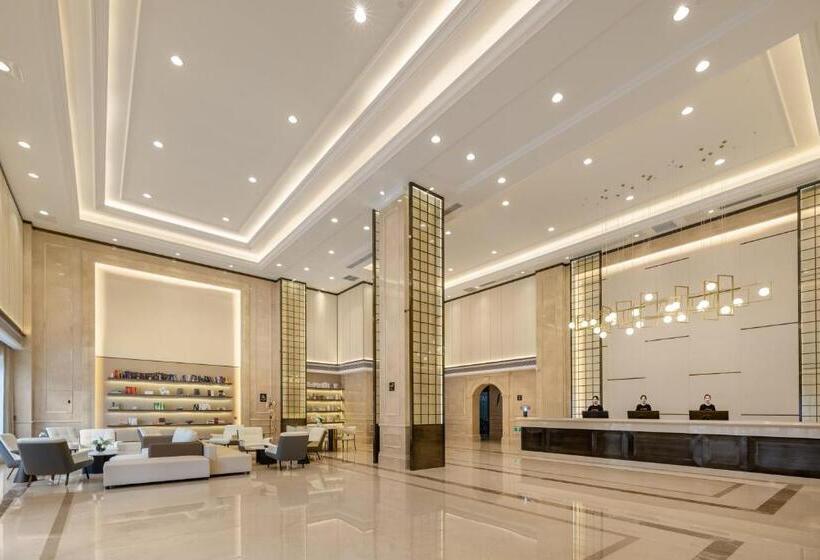 Atour X Hotel Shenzhen Baoan Airport Aviation City