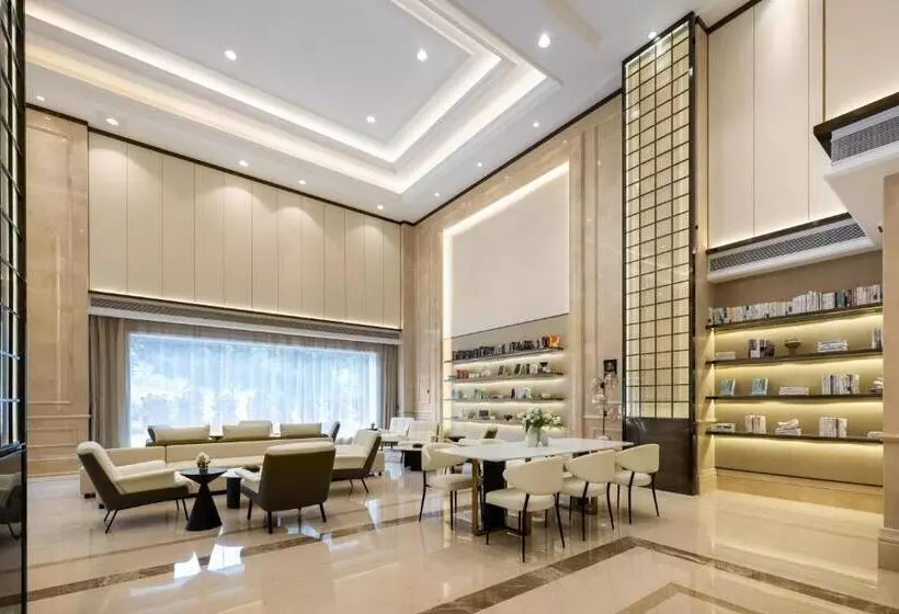 Atour X Hotel Shenzhen Baoan Airport Aviation City