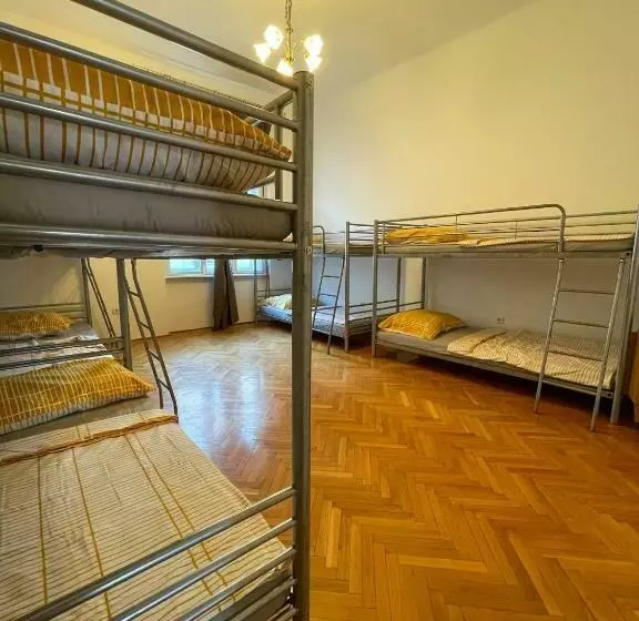 Centrum Hostel