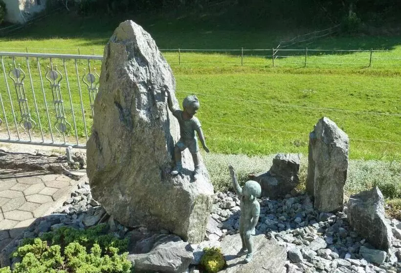 Majatalo Gästehaus Brütting