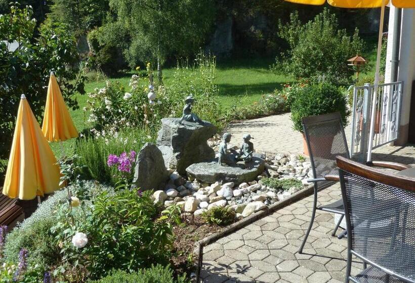 펜션 Gästehaus Brütting