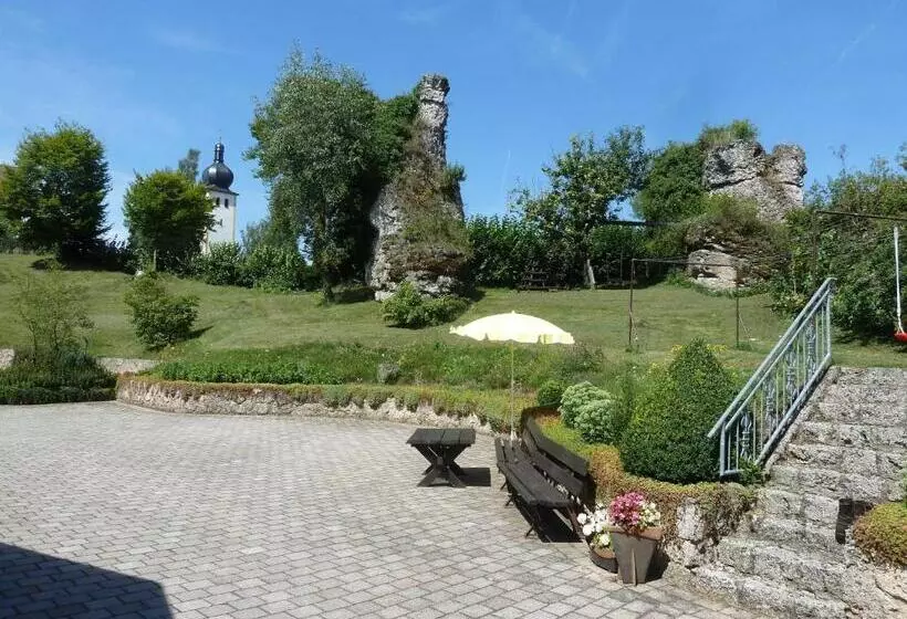 Majatalo Gästehaus Brütting