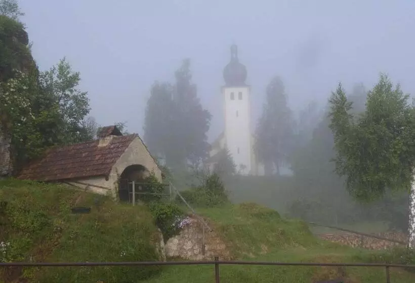 Majatalo Gästehaus Brütting