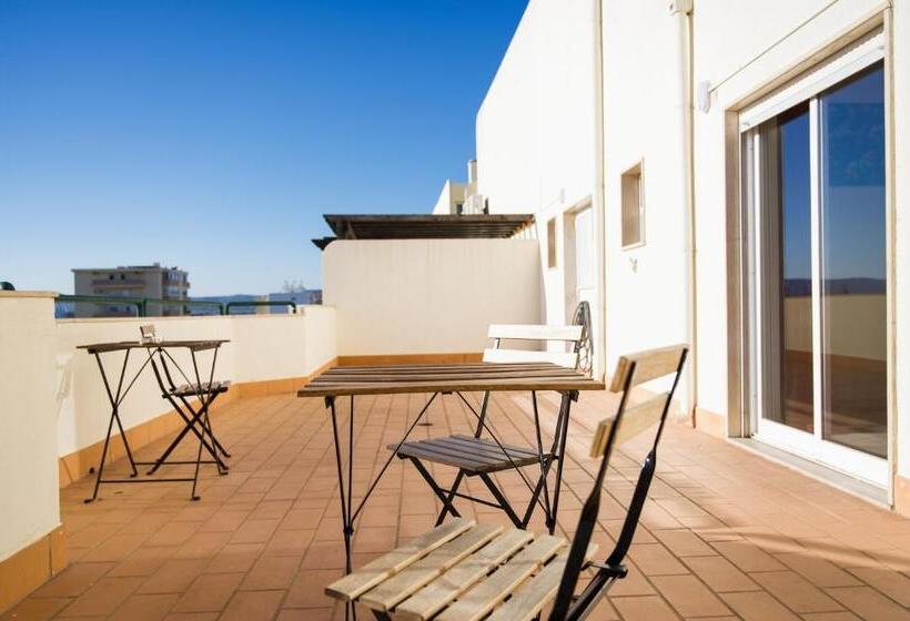 فندق صغير Wakeup Triplex House