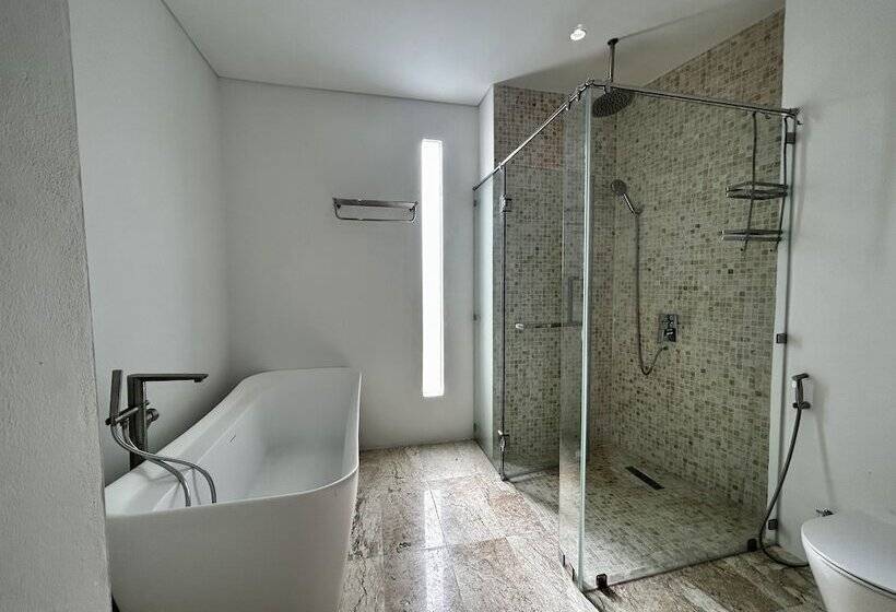 Elite Atoll Condotel