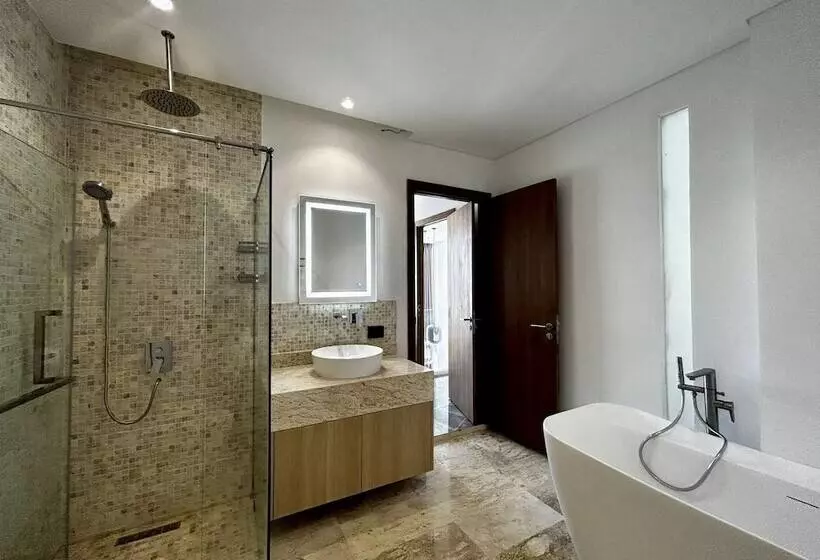 Elite Atoll Condotel