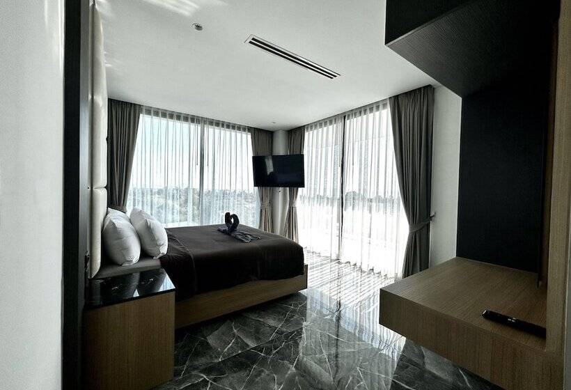 Elite Atoll Condotel