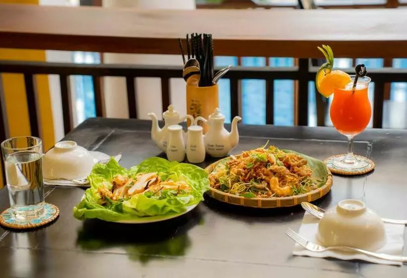 هتل Hoi An Heart Hostel Villa   Bespoke