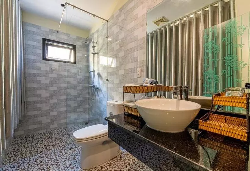 هتل Hoi An Heart Hostel Villa   Bespoke