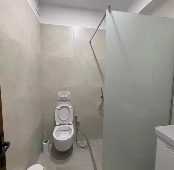 ホテル Kroi Near Castle Entrance Castle And Town View