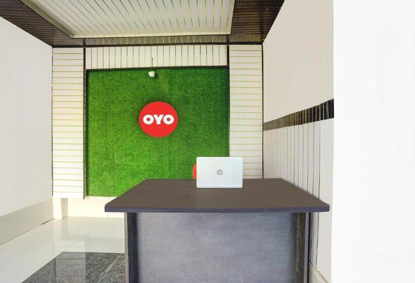 فندق Oyo Flagship 81180 Maa Pitambara