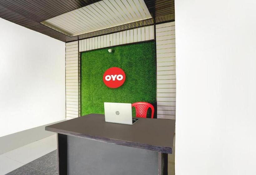 فندق Oyo Flagship 81180 Maa Pitambara