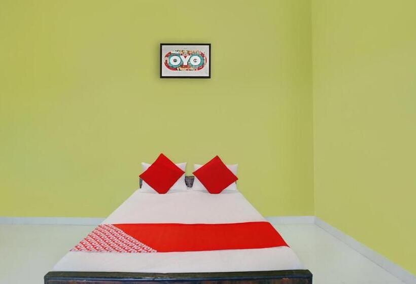 فندق Oyo Flagship 81180 Maa Pitambara