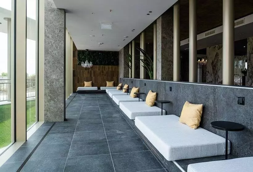 ホテル Vinifera Wine & Spa 5 Stars Superior