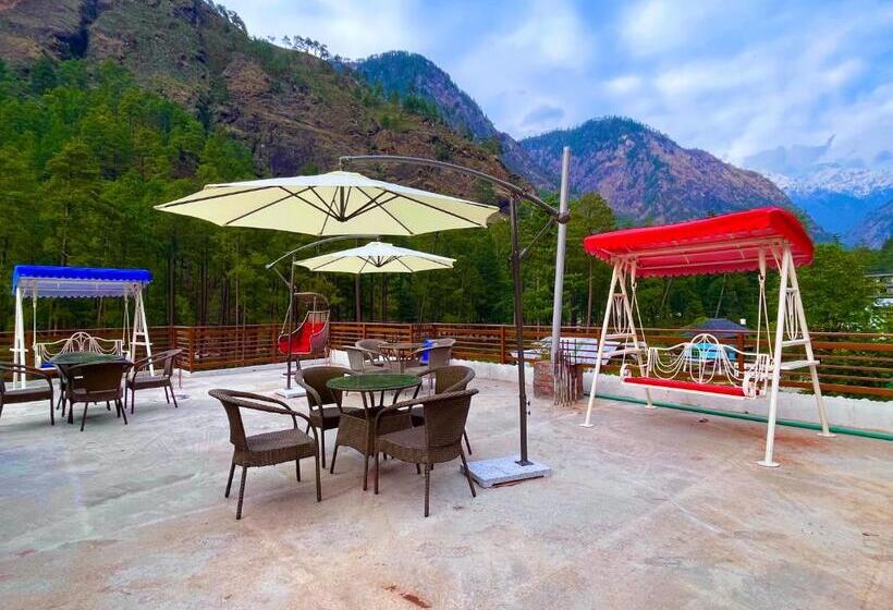 호텔 Winterline Resort, Kasol   A Four Star Luxury Resort